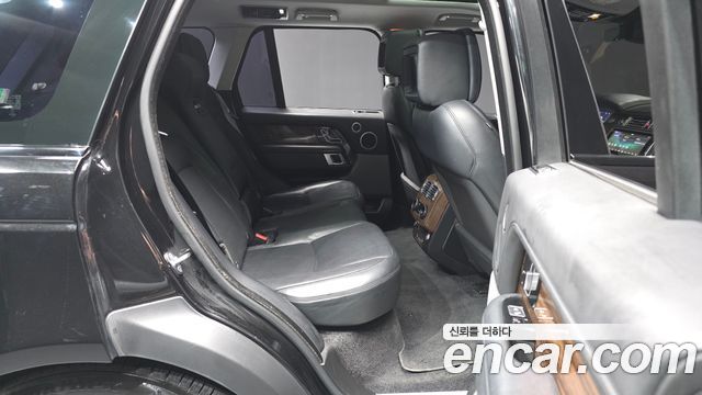 Land Rover Range Rover 4.4 SDV8 Vogue SE DIESEL