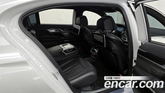 BMW 7-Series 730Ld xDrive M Sport