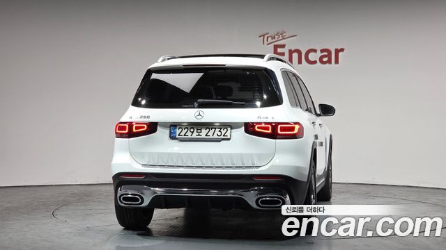 Mercedes-Benz GLB-Class GLB250 4MATIC
