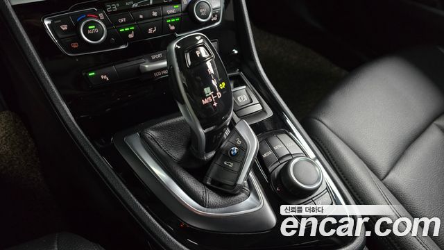 BMW 2-Series Advantage