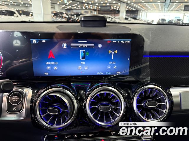 Mercedes-Benz GLB-Class AMG GLB35 4MATIC