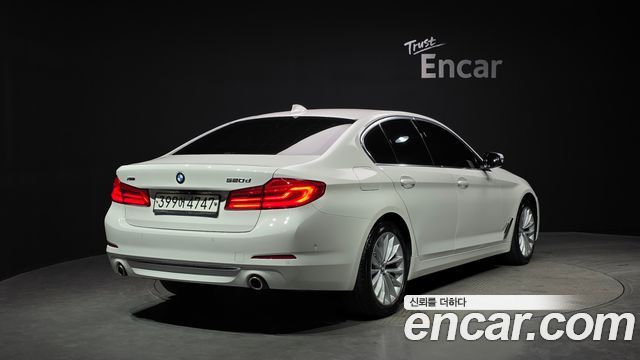 BMW 5-Series 520d xDrive Luxury Plus