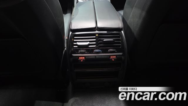 BMW 5-Series 520d xDrive Luxury Plus