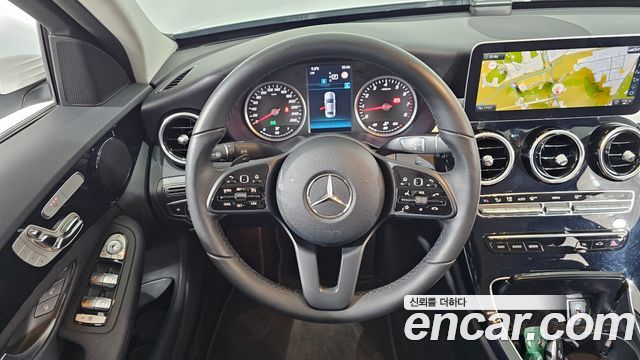 Mercedes-Benz C-Class C200