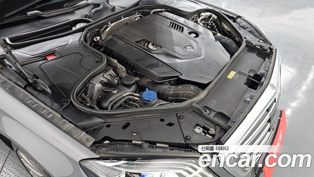 Mercedes-Benz S-Class S560L 4MATIC