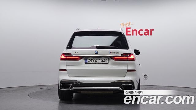 BMW X7 M50i 6STR