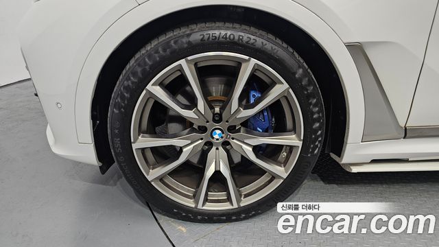 BMW X7 M50i 6STR