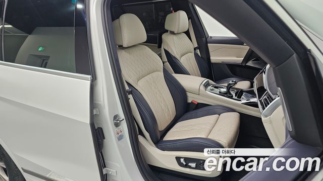 BMW X7 M50i 6STR