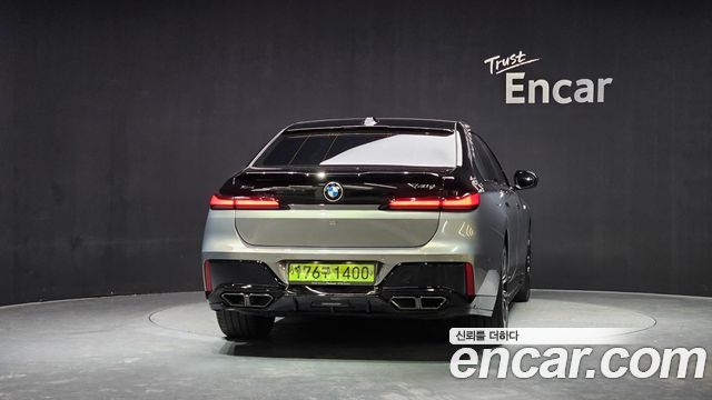BMW 7-Series 740d xDrive M Sport