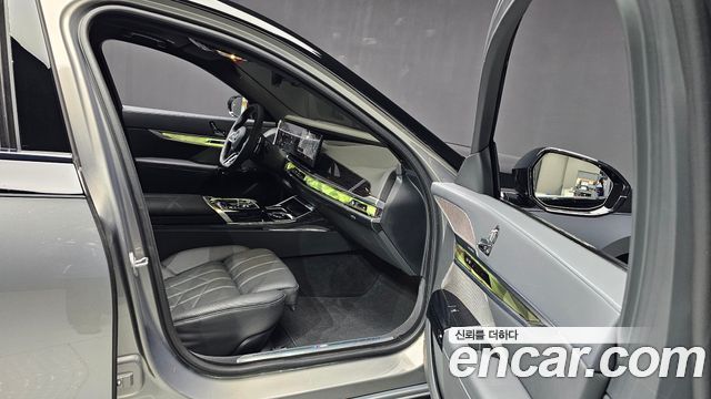 BMW 7-Series 740d xDrive M Sport
