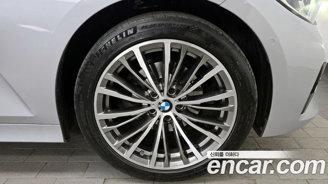BMW 3-Series 320d Luxury