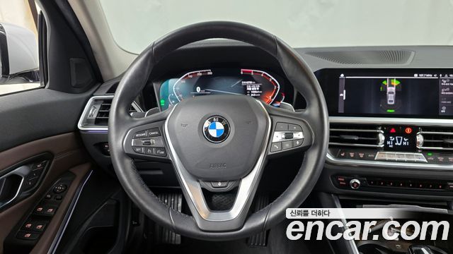 BMW 3-Series 320d Luxury