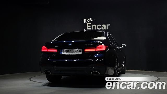 BMW 5-Series 530e M Sport