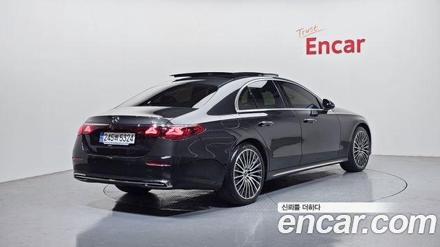 Mercedes-Benz E-Class E450 4MATIC Exclusive