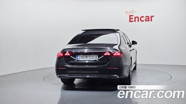 Mercedes-Benz E-Class E450 4MATIC Exclusive