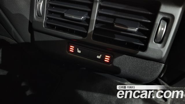 Land Rover Range Rover Evoque D180 R-Dynamic SE