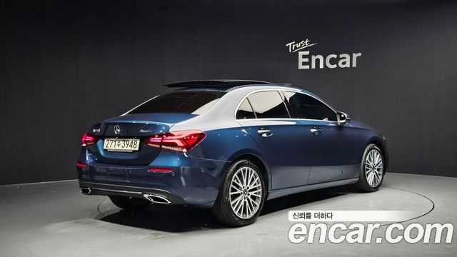 Mercedes-Benz A-Class A250 4MATIC Sedan