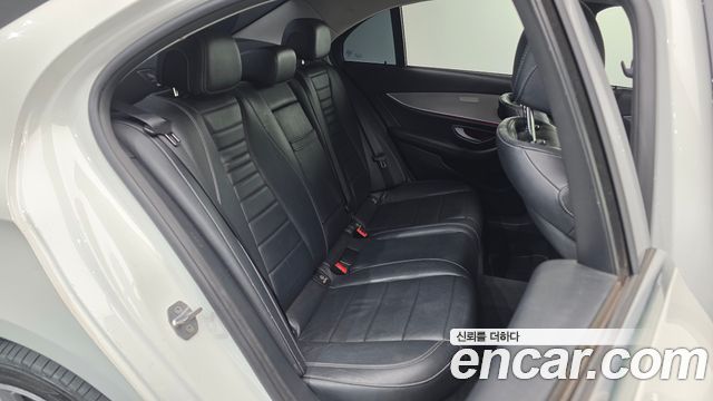 Mercedes-Benz E-Class E350d