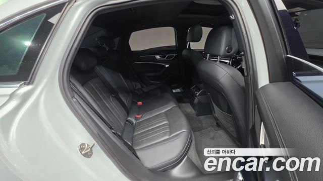 Audi A6 (C8) 40 TDI Quattro Premium