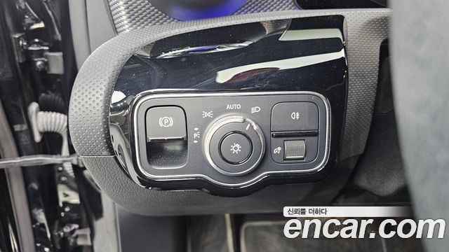 Mercedes-Benz A-Class A220 Hatchback