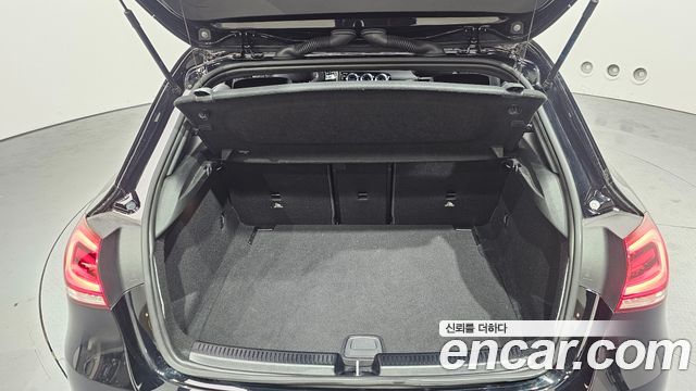 Mercedes-Benz A-Class A220 Hatchback