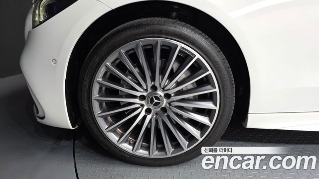Mercedes-Benz C-Class C300 AMG Line