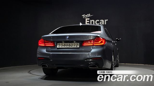 BMW 5-Series 520d M Sport package