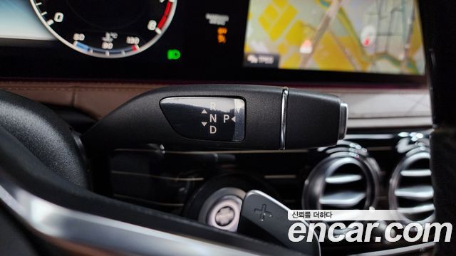Mercedes-Benz S-Class Maybach S560 4MATIC