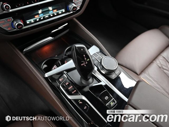 BMW 5-Series 530i M Sport Package