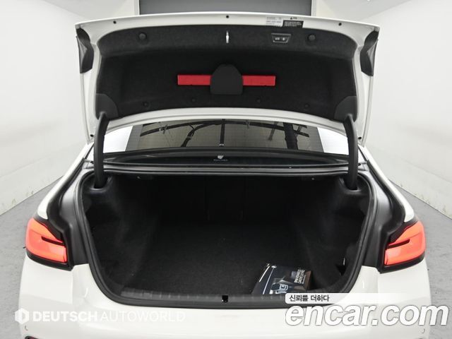 BMW 5-Series 530i M Sport Package