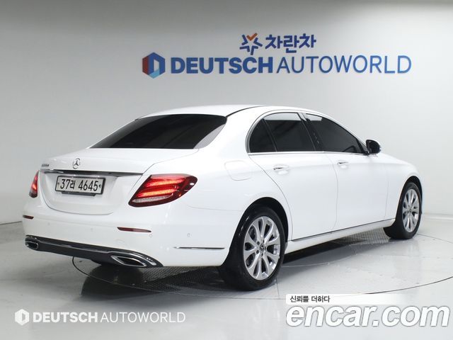 Mercedes-Benz E-Class E220d Exclusive