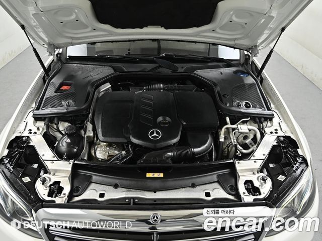 Mercedes-Benz E-Class E220d Exclusive