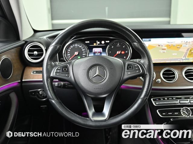 Mercedes-Benz E-Class E220d Exclusive