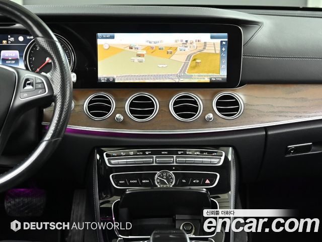 Mercedes-Benz E-Class E220d Exclusive