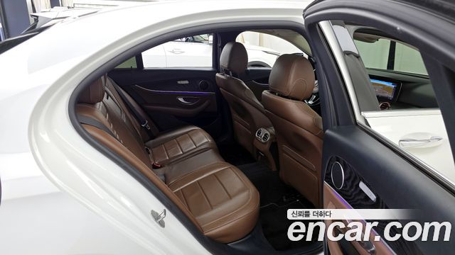 Mercedes-Benz E-Class E300 AV Intelligent Drive
