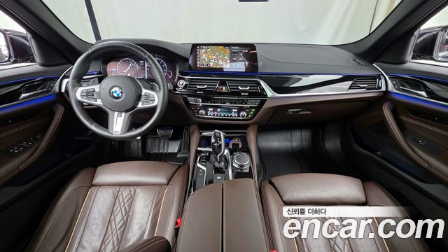 BMW 5-Series 530i M Sport Package Plus