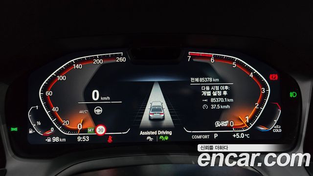BMW 3-Series 320i Luxury