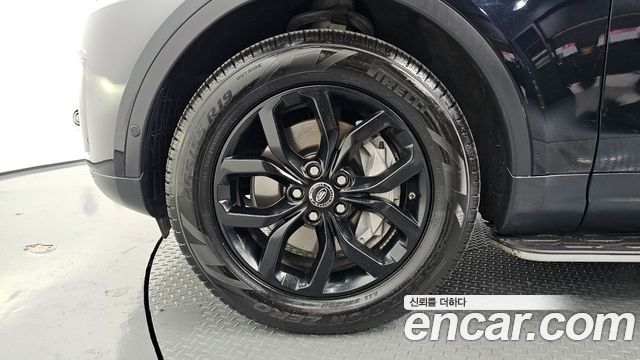 Land Rover Discovery 3.0 SD6 SE