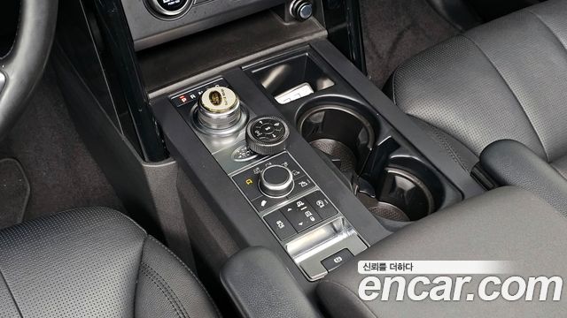 Land Rover Discovery 3.0 SD6 SE
