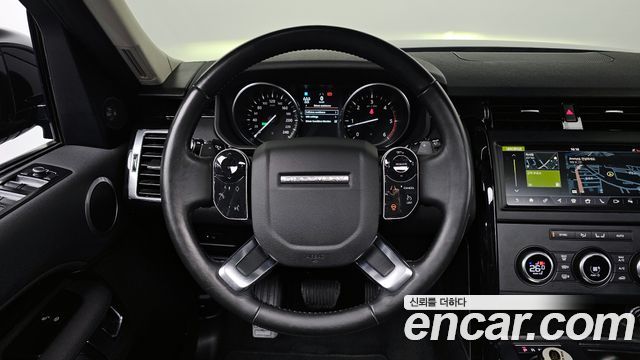 Land Rover Discovery 3.0 SD6 SE