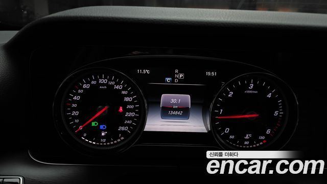 Mercedes-Benz E-Class E220d 4MATIC Avantgarde