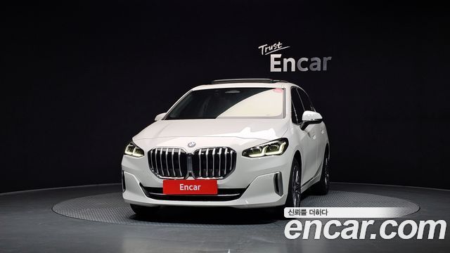 BMW 2-Series 220i Luxury