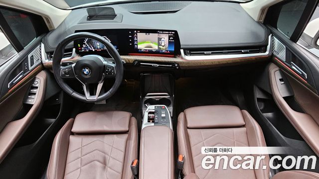 BMW 2-Series 220i Luxury