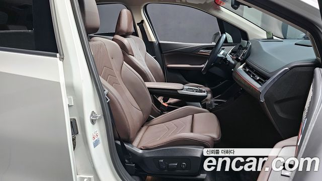 BMW 2-Series 220i Luxury
