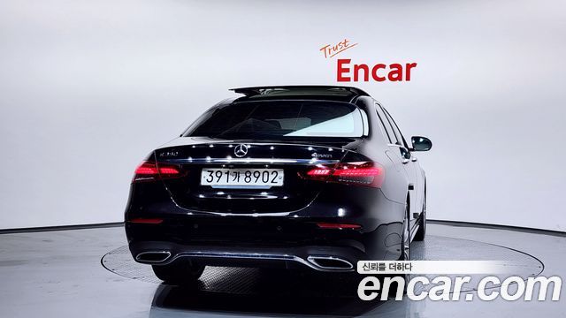 Mercedes-Benz E-Class E350 4MATIC AMG Line