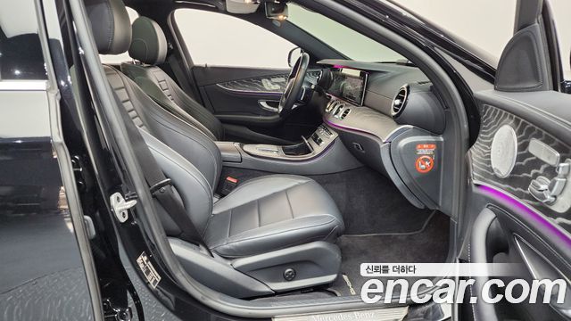 Mercedes-Benz E-Class E350 4MATIC AMG Line