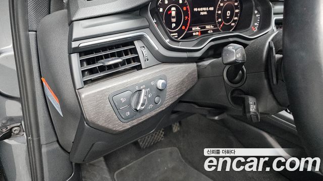 Audi A4 40 TFSI Premium