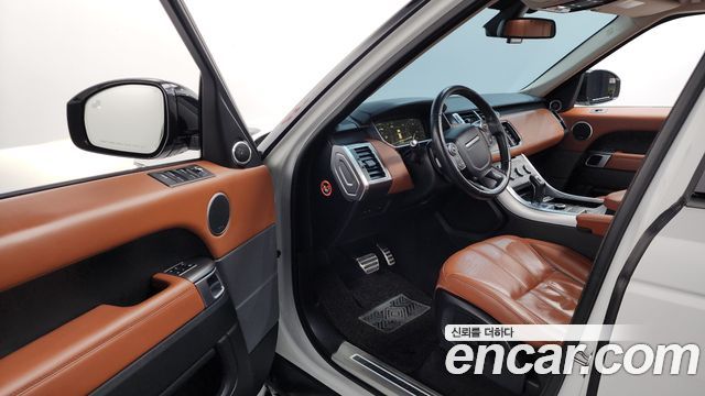 Land Rover Range Rover Sport 3.0 SDV6 HSE Dynamic