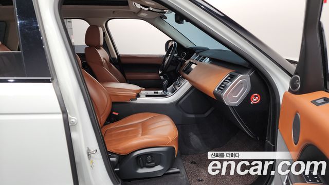 Land Rover Range Rover Sport 3.0 SDV6 HSE Dynamic