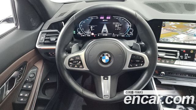 BMW 3-Series 330e M Sport
